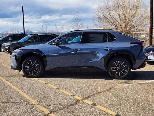 Harbor Mist Gray Pearl 2026 Subaru Solterra Premium