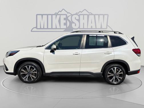 Crystal White Pearl 2023 Subaru Forester Limited
