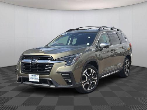 Autumn Green Metallic 2023 Subaru Ascent Limited 8-Passenger