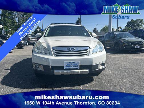 2011 Subaru Outback 3.6 R Limited