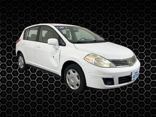 2009 Nissan Versa 1.8 S