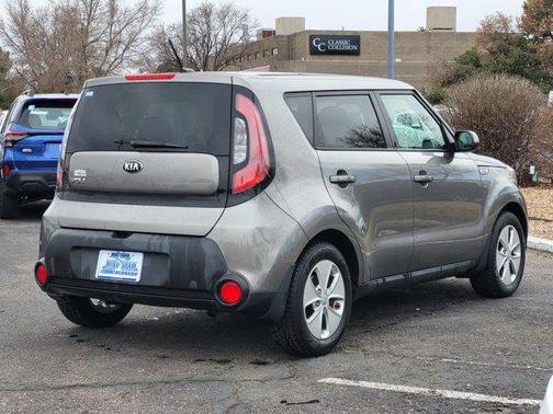 2016 Kia Soul Base