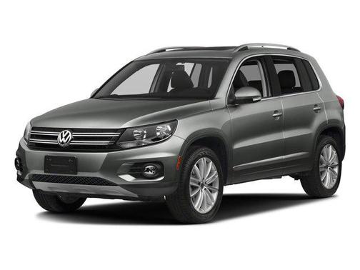 Pure White 2018 Volkswagen Tiguan Limited 2.0T 4MOTION