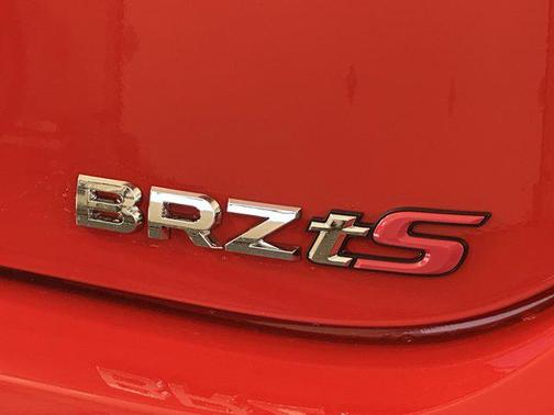 2025 Subaru BRZ tS