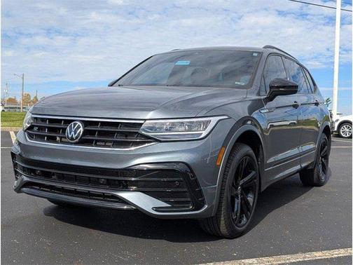 2023 Volkswagen Tiguan 2.0T SE R-Line Black 4MOTION