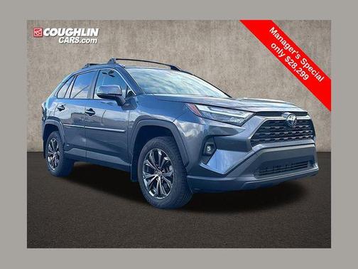 2022 Toyota RAV4 Hybrid XLE Premium