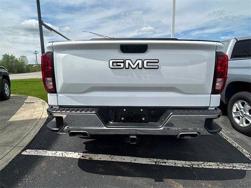 2024 GMC Sierra 1500 SLE