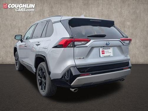 2024 Toyota RAV4 Hybrid SE