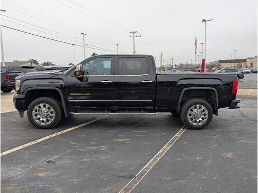 2017 GMC Sierra 2500 Denali