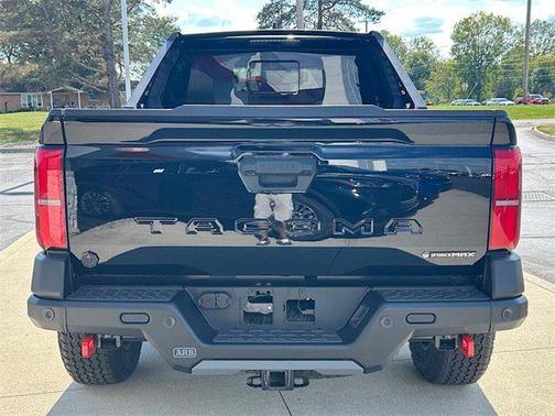 2025 Toyota Tacoma Hybrid Trailhunter