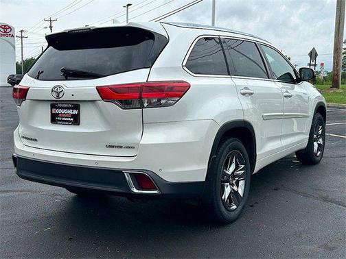 2017 Toyota Highlander Limited Platinum