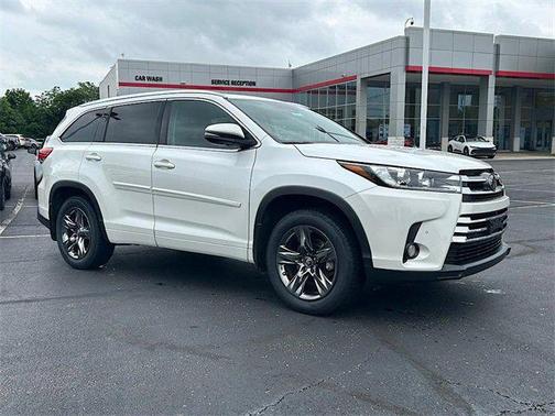 2017 Toyota Highlander Limited Platinum