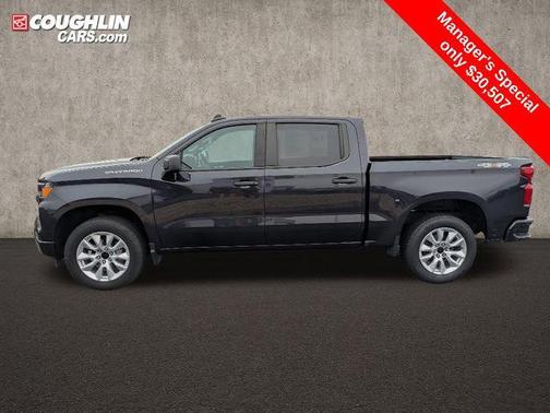 2022 Chevrolet Silverado 1500 Custom