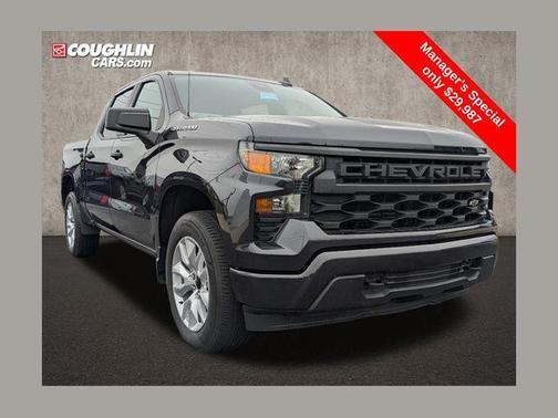 2022 Chevrolet Silverado 1500 Custom