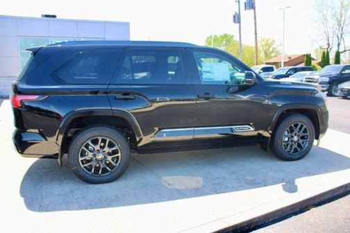 2023 Toyota Sequoia Platinum