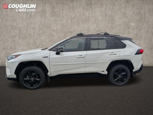 2020 Toyota RAV4 Hybrid SE