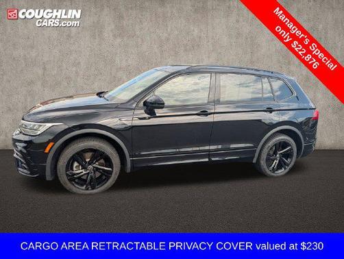 Deep Black 2023 Volkswagen Tiguan 2.0T SE R-Line Black 4MOTION