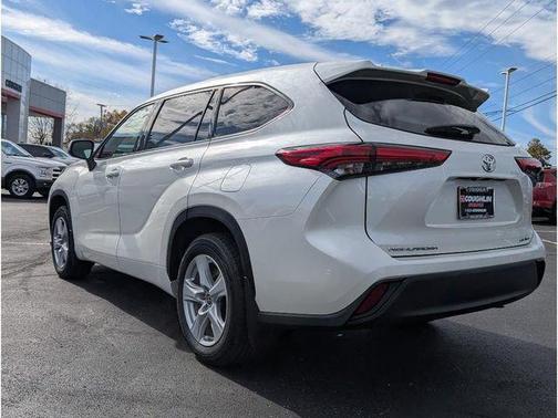 2020 Toyota Highlander LE