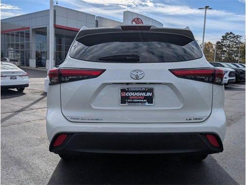 2020 Toyota Highlander LE