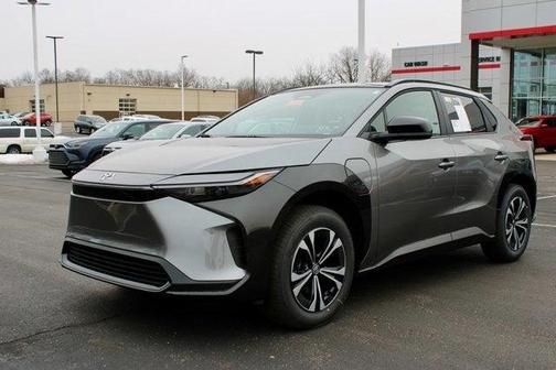 2025 Toyota bZ4X XLE