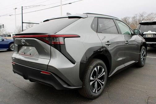 2025 Toyota bZ4X XLE