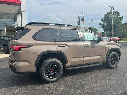 2025 Toyota Sequoia Base