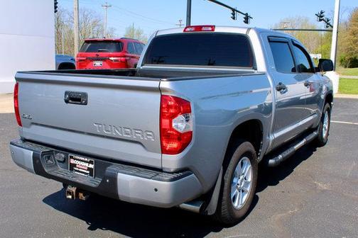 2017 Toyota Tundra SR5