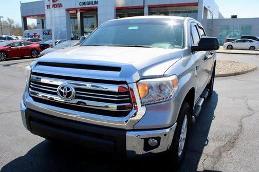 2017 Toyota Tundra SR5