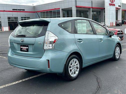 2014 Toyota Prius v Two