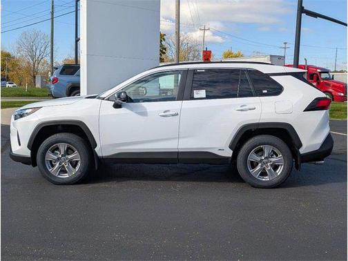 2025 Toyota RAV4 Hybrid LE