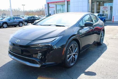 2025 Toyota Prius XLE