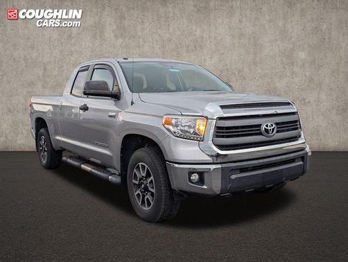 Silver Sky Metallic 2014 Toyota Tundra SR5
