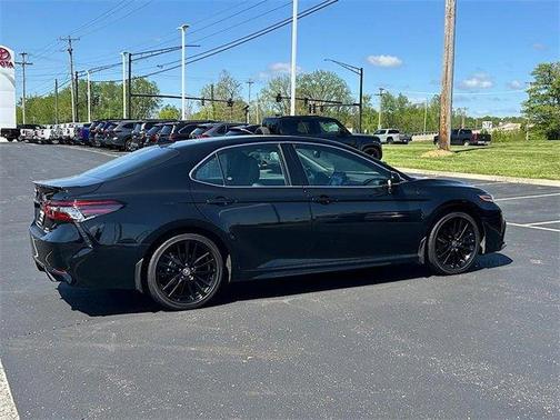 2024 Toyota Camry Hybrid XSE