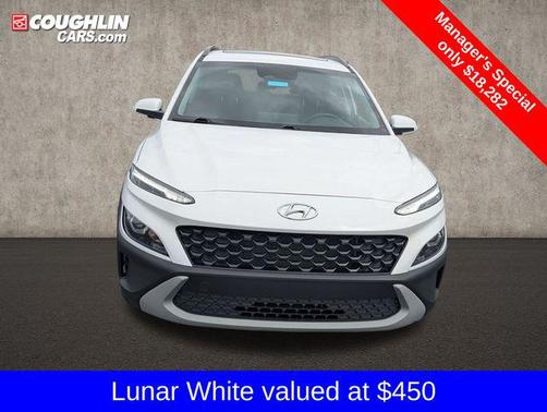 Lunar White 2023 Hyundai KONA SEL