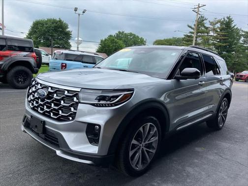 2025 Ford Explorer Platinum