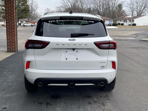 2026 Ford Escape ST-Line Elite