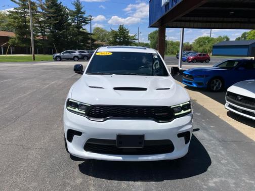 White Knuckle Clearcoat 2025 Dodge Durango GT Plus