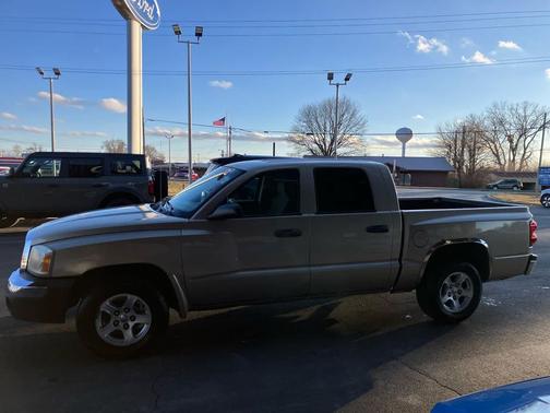 2005 Dodge Dakota SLT Quad Cab