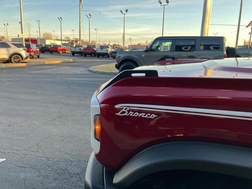 2025 Ford Bronco Heritage Edition
