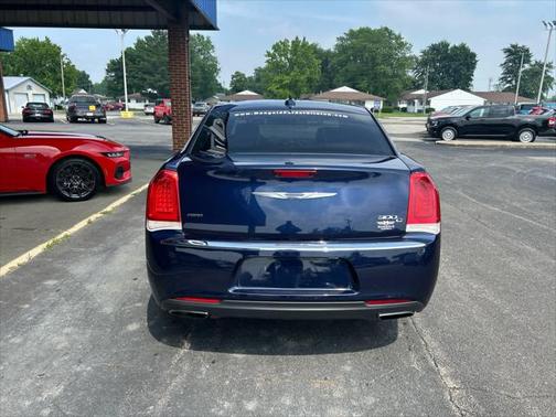 2016 Chrysler 300 S