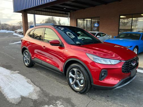 2026 Ford Escape ST-Line Select