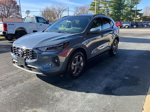 2026 Ford Escape ST-Line Select