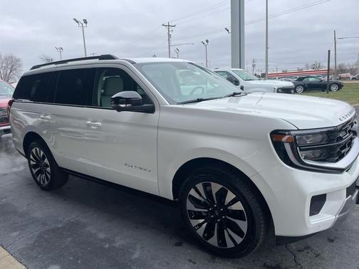 2026 Ford Expedition Platinum