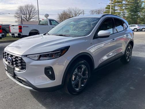 2026 Ford Escape ST-Line Select