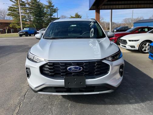 2026 Ford Escape ST-Line Select