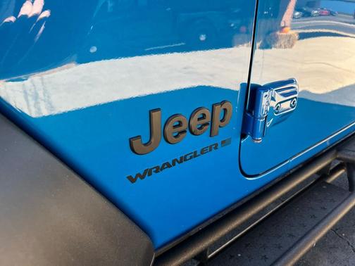 2023 Jeep Wrangler Willys