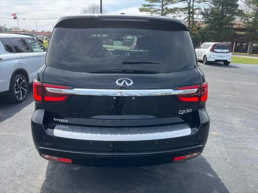 2019 INFINITI QX80 Luxe