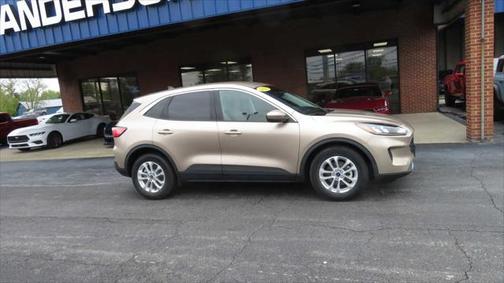 2021 Ford Escape SE