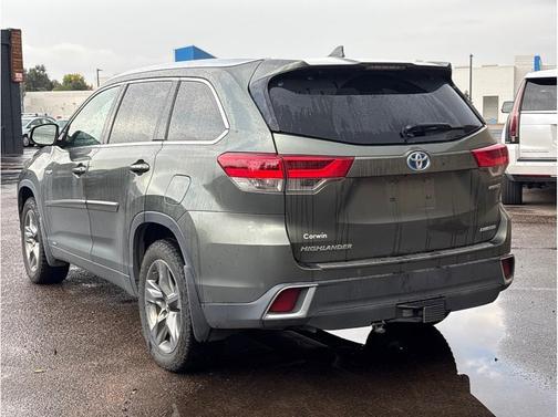2019 Toyota Highlander Hybrid Platinum