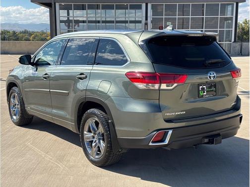 2019 Toyota Highlander Hybrid Platinum